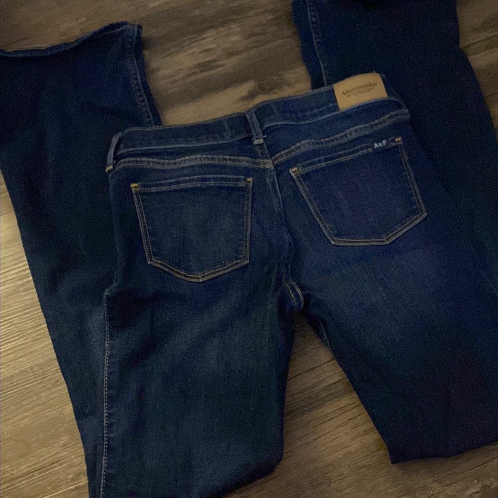 Women's Dark Blue Jeans